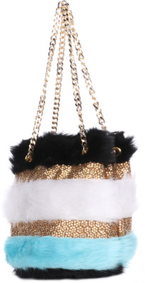 Vdesi Shoulder Bag(Black)
Vdesi Shoulder Bag(Black)