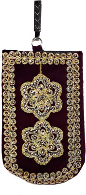 Unique Fashion EMBROIDERED MAROON VELVET ZARI MOBILE POUCH WITH WAIST CLIP / DRAWSTRING FOR GIRLS/WOMEN Mobile Pouch(Maroon)
Unique Fashion EMBROIDERED MAROON VELVET ZARI MOBILE POUCH WITH WAIST CLIP / DRAWSTRING FOR GIRLS/WOMEN Mobile Pouch(Maroon)