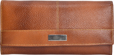 Tan Ritcher Women Casual, Evening/Party, Formal, Sports Tan Genuine Leather Clutch
Tan Ritcher Women Casual, Evening/Party, Formal, Sports Tan Genuine Leather Clutch