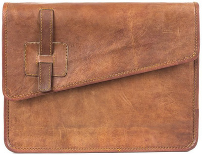 STYLOLEATHERBAGS Leather Messenger Bag Leather Laptop Office College Bag V6 Messenger Bag(Brown, 13 inch)
STYLOLEATHERBAGS Leather Messenger Bag Leather Laptop Office College Bag V6 Messenger Bag(Brown, 13 inch)