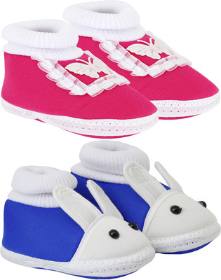 Neska Moda 0 To 12 Month Set Of 2 Baby Booties(Toe to Heel Length - 12 cm Blue, Pink)