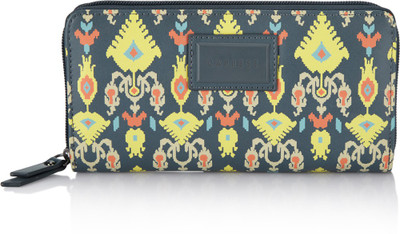 Caprese Women Casual Multicolor Artificial Leather Wallet(12 Card Slots), Charcoal
Caprese Women Casual Multicolor Artificial Leather Wallet(12 Card Slots), Charcoal