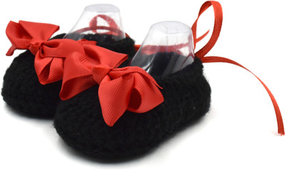 Magic Needles Newborn Baby Socks Soft Sole Prewalker Ballerinas Booties(Toe to Heel Length - 11 cm Black)
Magic Needles Newborn Baby Socks Soft Sole Prewalker Ballerinas Booties(Toe to Heel Length - 11 cm Black)