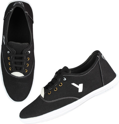 Kaneggye Casuals For Men(Black, White