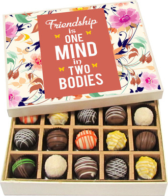 Chocholik Friendship Gift - Friendship Is One Mind - Dark, Milk, White Chocolate - 20pc Truffles(300 g)
Chocholik Friendship Gift - Friendship Is One Mind - Dark, Milk, White Chocolate - 20pc Truffles(300 g)