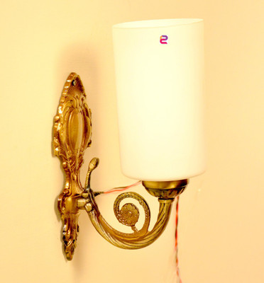 Creaze Uplight Wall Lamp