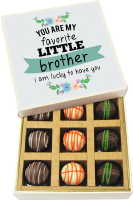 Chocholik Rakhi Gift Box - You Are My Favorite Little Brother - Dark, Milk, White Chocolate Truffles - 9pc Truffles(135 g)
Chocholik Rakhi Gift Box - You Are My Favorite Little Brother - Dark, Milk, White Chocolate Truffles - 9pc Truffles(135 g)