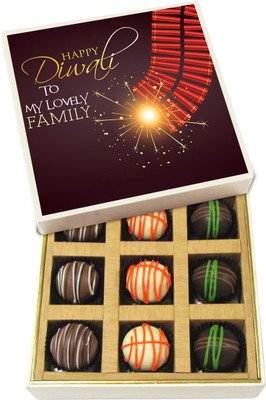 Chocholik Diwali Gifts - Happy Diwali to My Lovely Family - Dark, Milk, White Chocolate Truffles - 9pc Truffles(135 g)
Chocholik Diwali Gifts - Happy Diwali to My Lovely Family - Dark, Milk, White Chocolate Truffles - 9pc Truffles(135 g)