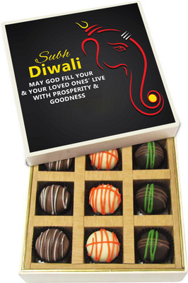 Chocholik Diwali Sweets - May God Fill Your & Your Loved Ones’ Live - White, Dark, Milk Chocolate Truffles - 9pc Truffles(135 g)
Chocholik Diwali Sweets - May God Fill Your & Your Loved Ones’ Live - White, Dark, Milk Chocolate Truffles - 9pc Truffles(135 g)