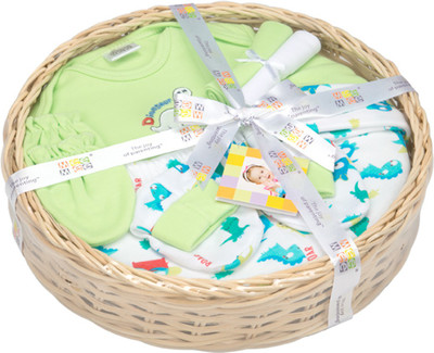 MeeMee Pampering Present for New Born Apparel Set (7 Pieces, Green)(Green)