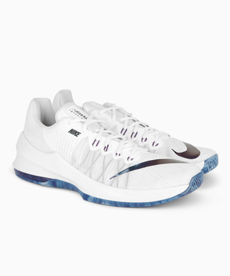 Nike AIR MAX INFURIATE II PRM Basketball Shoes For Men(White, White/vast grey-night purple
Nike AIR MAX INFURIATE II PRM Basketball Shoes For Men(White, White/vast grey-night purple