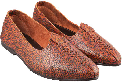 Metro Awesome Jutis For Men(Brown, 25;orange