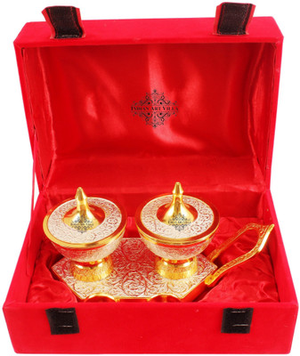 IndianArtVilla Beautiful Gift Pack of Designer Gold Polish Silver Plated Bowl Set(Silver, Gold, Pack of 1)
IndianArtVilla Beautiful Gift Pack of Designer Gold Polish Silver Plated Bowl Set(Silver, Gold, Pack of 1)