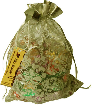 Moshiks WHITE MIX CHIPS CHOCOLATE IN MULTICOLOR POUCH Bars(100 g)
Moshiks WHITE MIX CHIPS CHOCOLATE IN MULTICOLOR POUCH Bars(100 g)