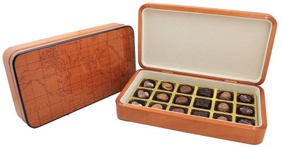 Zoroy Luxury Chocolate Diwali wooden world map box with 18 Signature chocolates Fudges(175 g)
Zoroy Luxury Chocolate Diwali wooden world map box with 18 Signature chocolates Fudges(175 g)