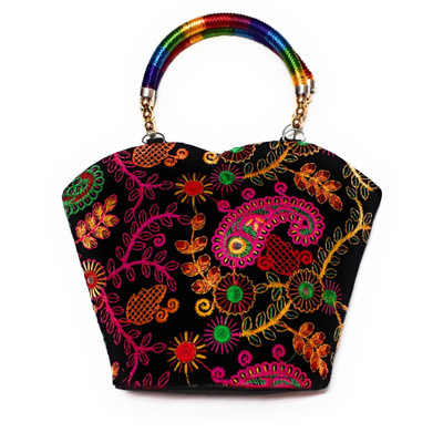 Unique Fashion Hand-held Bag(Black)
Unique Fashion Hand-held Bag(Black)