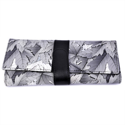FRIENDS & COMPANY Girls Travel Black, White Artificial Leather Wallet(5 Card Slots)
FRIENDS & COMPANY Girls Travel Black, White Artificial Leather Wallet(5 Card Slots)