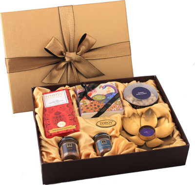 Zoroy Luxury Chocolate Diwali Combo box with 4 signature Chocolates and Dry fruits Combo(1)
Zoroy Luxury Chocolate Diwali Combo box with 4 signature Chocolates and Dry fruits Combo(1)