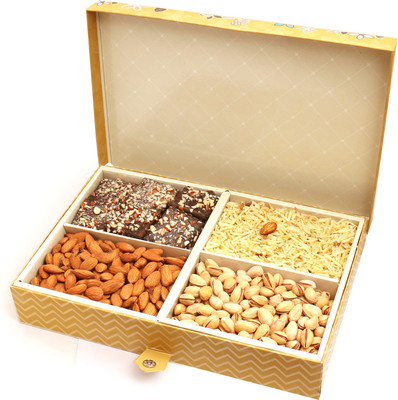 Ghasitaram Gifts Chocolate Hampers-Gold 4 Print Hamper box with Almonds, Pistachios, Namkeen and English Brittles Chocolate Hampers 1000 gms Combo(5)
Ghasitaram Gifts Chocolate Hampers-Gold 4 Print Hamper box with Almonds, Pistachios, Namkeen and English Brittles Chocolate Hampers 1000 gms Combo(5)