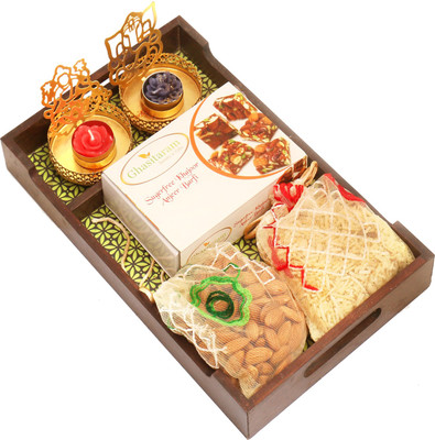 Ghasitaram Gifts Healthy Hampers-Green Wooden Serving Tray with Sugarfree Mix, Almonds, Roasted Namkeen Pouchs and shadow t-lites Combo(6)
Ghasitaram Gifts Healthy Hampers-Green Wooden Serving Tray with Sugarfree Mix, Almonds, Roasted Namkeen Pouchs and shadow t-lites Combo(6)