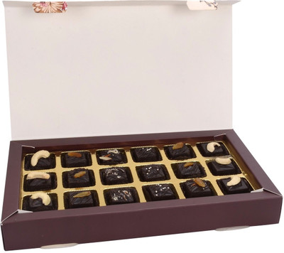 Scrafts Festive Gifting Edible Gift Pack, of 18 Chocolates in Rectangle Paper Box Fudges(270 g)
Scrafts Festive Gifting Edible Gift Pack, of 18 Chocolates in Rectangle Paper Box Fudges(270 g)