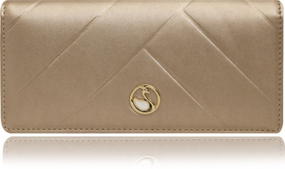 BeeFashionable Women Gold Artificial Leather Wrist Wallet(6 Card Slots), Gold;gold crome cross lock pocket back side
BeeFashionable Women Gold Artificial Leather Wrist Wallet(6 Card Slots), Gold;gold crome cross lock pocket back side