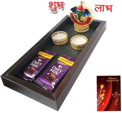 Maalpani Diwali Hamper Pooja Tray Ganesh Kankavati, Tealight Candle Holder and Shubh Labh Stickers with Greeting Card Combo(7)
Maalpani Diwali Hamper Pooja Tray Ganesh Kankavati, Tealight Candle Holder and Shubh Labh Stickers with Greeting Card Combo(7)