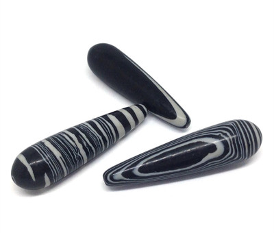 Aumni Crafts Jewellery Making Craft Stone Beads 40x10mm Drop Black & White (Pack of 10 pieces)
Aumni Crafts Jewellery Making Craft Stone Beads 40x10mm Drop Black & White (Pack of 10 pieces)
