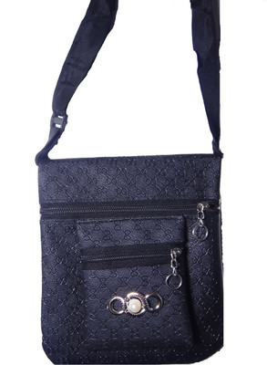 Aayatouch Girls Casual, Formal, Evening/Party Black Synthetic Leather Sling Bag
Aayatouch Girls Casual, Formal, Evening/Party Black Synthetic Leather Sling Bag