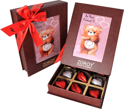 Zoroy Luxury Chocolate Valentines Special Photo Box with chocolates Fudges(115 g)
Zoroy Luxury Chocolate Valentines Special Photo Box with chocolates Fudges(115 g)
