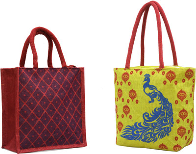AGGDA **2 BAGs COMBO**Women Waterproof Jute Peacock with Feathers Printed Tote Shoulder Bag Handbag Eco-Friendly with && Diamond Dot Printed with Rope Handle Jute Tiffin Lunch Handbag. … Waterproof Multipurpose Bag(Multicolor, 16 L)
AGGDA **2 BAGs COMBO**Women Waterproof Jute Peacock with Feathers Printed Tote Shoulder Bag Handbag Eco-Friendly with && Diamond Dot Printed with Rope Handle Jute Tiffin Lunch Handbag. … Waterproof Multipurpose Bag(Multicolor, 16 L)