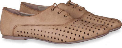 FootIn FOOTIN Loafers For Women(Beige