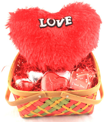 Zoroy Luxury Chocolate Love Basket Basket with Heart stuffy, 5 milk chocoate mini hearts, 1 milk chocolate big heart and 5 "ILU" wrapped chocolates Combo(150 g)
Zoroy Luxury Chocolate Love Basket Basket with Heart stuffy, 5 milk chocoate mini hearts, 1 milk chocolate big heart and 5 "ILU" wrapped chocolates Combo(150 g)