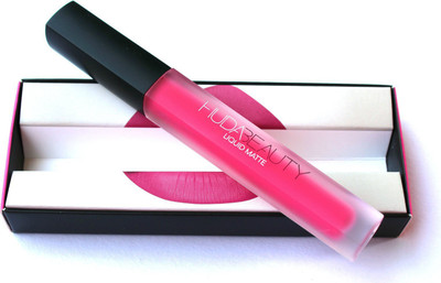 Huda Beauty LIQUID MATTE LIPSTICK-VIDEO STAR - 5 ML(PINK)