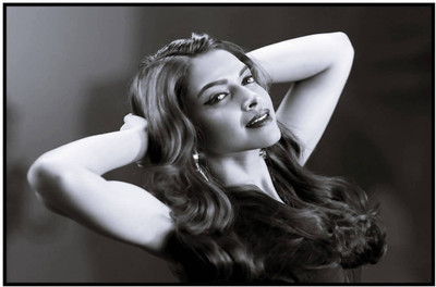 Aabhaas Deepika Padukone Wall Poster Fine Art Print(12 inch X 18 inch, Rolled)
Aabhaas Deepika Padukone Wall Poster Fine Art Print(12 inch X 18 inch, Rolled)