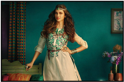 Aabhaas Deepika Padukone Wall Poster Fine Art Print(12 inch X 18 inch, Rolled)