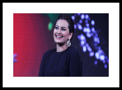 Aabhaas Sonakshi Sinha Wall Poster Fine Art Print(12 inch X 18 inch, Rolled)
Aabhaas Sonakshi Sinha Wall Poster Fine Art Print(12 inch X 18 inch, Rolled)