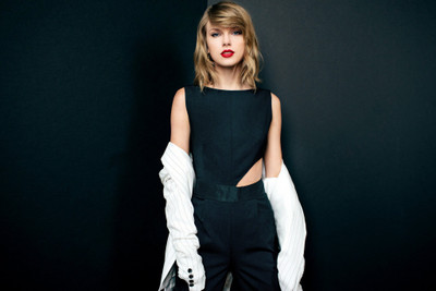 Music Taylor Swift Singers United States HD Wallpaper Background Fine Art Print(12 inch X 18 inch, Rolled)
Music Taylor Swift Singers United States HD Wallpaper Background Fine Art Print(12 inch X 18 inch, Rolled)