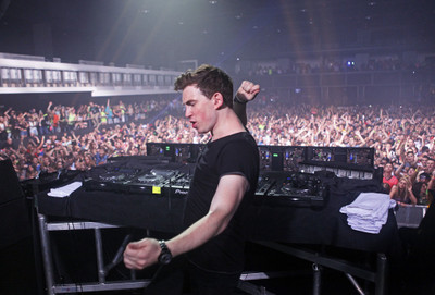 Music Hardwell DJ HD Wallpaper Background Fine Art Print(12 inch X 18 inch, Rolled)
Music Hardwell DJ HD Wallpaper Background Fine Art Print(12 inch X 18 inch, Rolled)