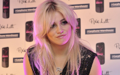 Music Pixie Lott Singers United Kingdom HD Wallpaper Background Fine Art Print(12 inch X 18 inch, Rolled)
Music Pixie Lott Singers United Kingdom HD Wallpaper Background Fine Art Print(12 inch X 18 inch, Rolled)