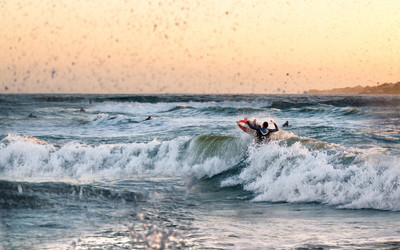 Sports Surfing Wall Poster Paper Print(12 inch X 18 inch, Rolled)