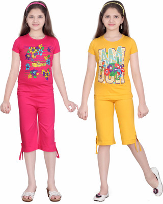Sini Mini Kids Nightwear Girls Solid, Printed Cotton(Multicolor Pack of 2