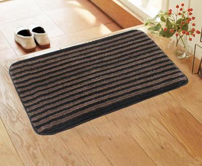Saral Home Polyester Door Mat(Brown, Medium)