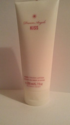 Victoria's Secret victorias secret dream angels kiss angel touch lotion(201 ml)
Victoria's Secret victorias secret dream angels kiss angel touch lotion(201 ml)