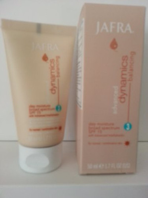 Jafra Advanced Dynamics Balancing Day Moisture Broad Spectrum SPF 15(51 ml)