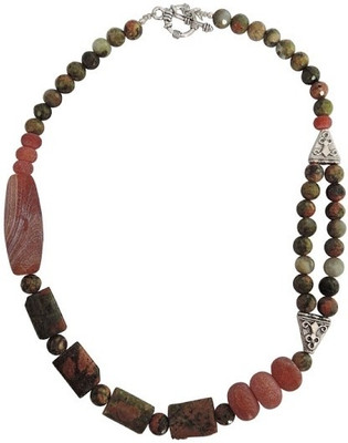 Pearlz Ocean Alloy Necklace
Pearlz Ocean Alloy Necklace