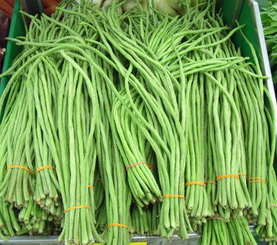 National Gardens Snake Bean Seeds by National Gardens Seed(20 per packet) 
National Gardens Snake Bean Seeds by National Gardens Seed(20 per packet)