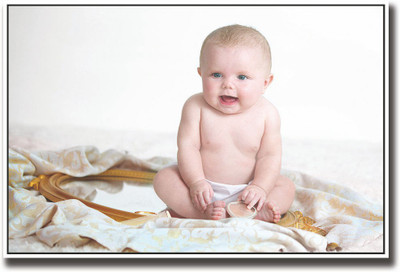 Baby sitting on mirror Fine Art Print(12 inch X 18 inch, Rolled)