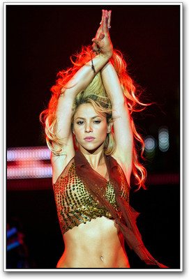 Shakira Photographic Paper(18 inch X 12 inch)