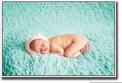 Posterhouzz Baby in a Blue carpet Fine Art Print(12 inch X 18 inch, Rolled)